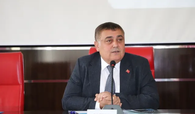 Aksu Belediye Başkanı İsa Yıldırım’dan öğrencilere karne mesajı