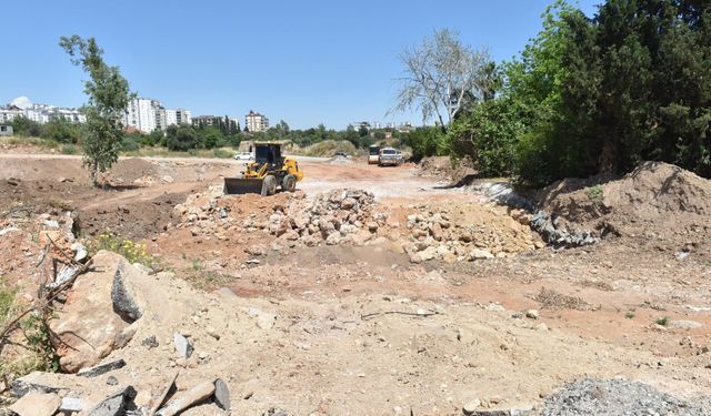 Kepez’in yol yatırımları Duraliler’de hız kesmiyor