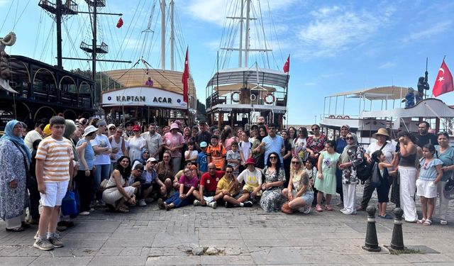 Özel gereksinimli bireyler Akdeniz’e açıldı