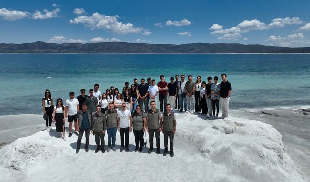 Salda Gölü Tabiat Parkı'nda uygulamalı eğitim