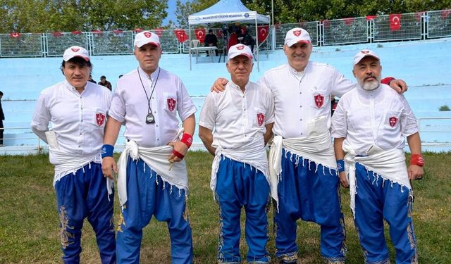 Yağlı güreşte yeni kıyafet dönemi başladı