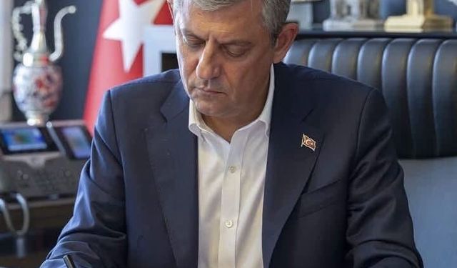 Antalya’da yeni parti dalgası! Hasan Subaşı’ndan Özel’e destek