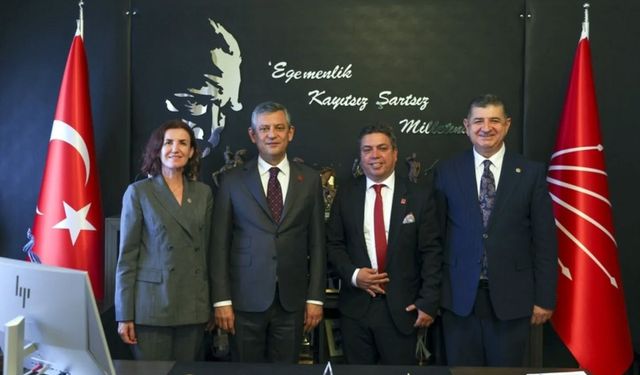 CHP Manavgat’ta da çöktü