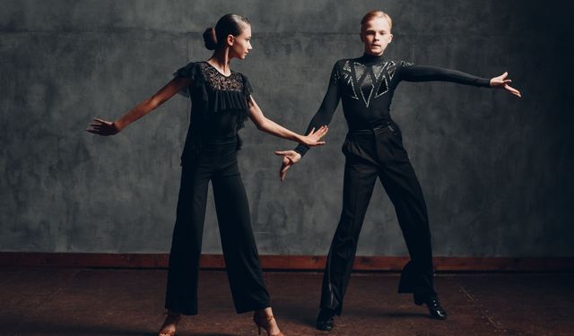 Kemer'de Latin dansları geceye damga vuracak