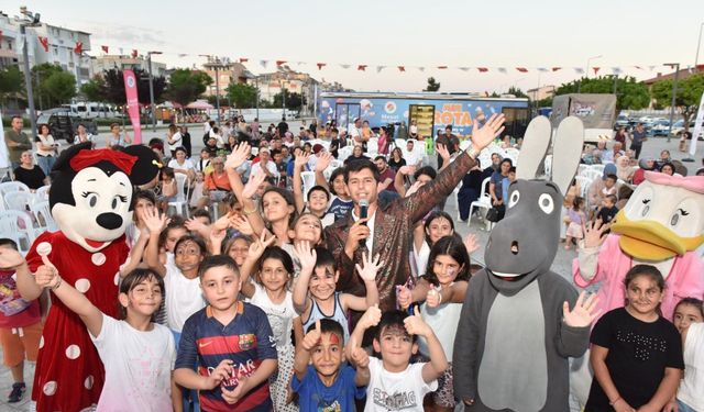 Kepez Belediyesi çocukların yüzünü güldürüyor
