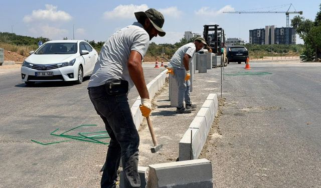 Kepez Belediyesi ilçenin dört bir yanına 81 kilometrelik yatırım