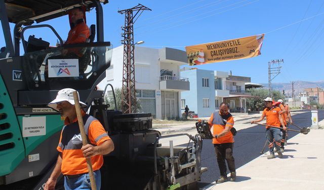 Mersin’de kış yağışıyla bozulan yollar yenilendi