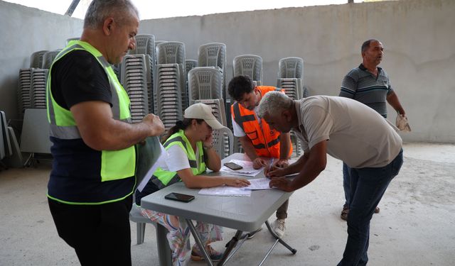 Antalya Büyükşehir Belediyesi vatandaşları zor gününde yalnız bırakmadı