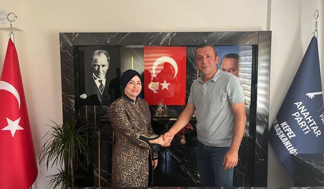 Antalya Kepez’de siyasetin yeni adresi Anahtar Parti oldu