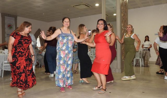Kepez Belediyesi kadınlara unutulmaz bir gün yaşattı