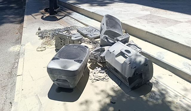 Manavgat Belediyesi önünde eylem yapan işletmeci tutuklandı