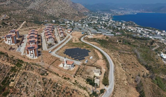 Mersin Büyükşehir Belediyesi bozulan yol yenilendi, ulaşım rahatladı