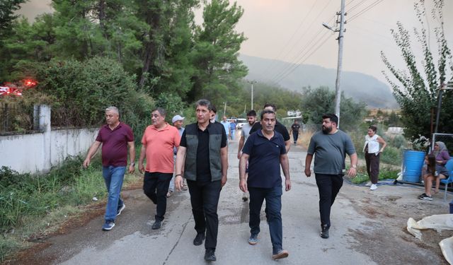 Antalya’da yangın kontrol altına alındı! Geriye sadece kül kaldı