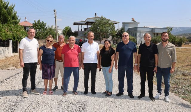 Döşemealtı’nda ulaşım çilesi sona erdi! İki mahallede yollar yenilendi