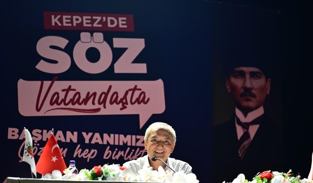 Kepez Belediye Başkanı Mesut Kocagöz mahalle mahalle gezip vatandaşları dinliyor