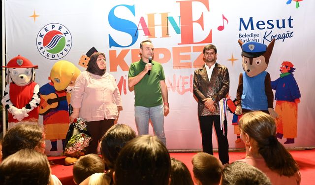 Kepez’in çocukları Sahne Kepez’le eğlendi