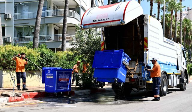 Muratpaşa Belediyesi düğmeye bastı derinlemesine temizlik yapıldı