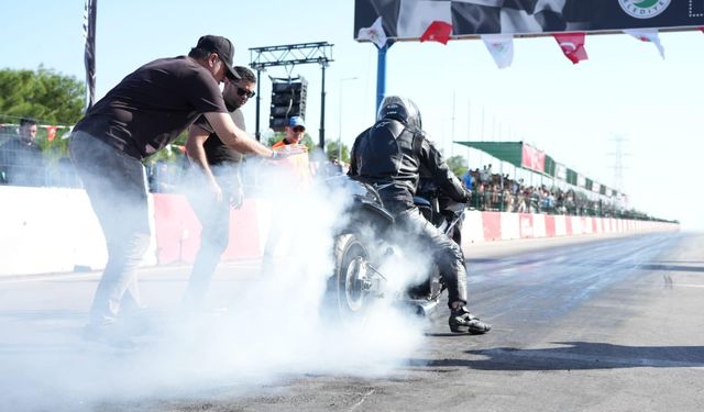 Kepez’de hız tutkunları piste çıktı