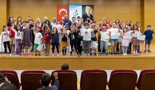 Manavgat’ta Cumhuriyet’in 103’üncü yılında 190 sporcu ter döktü