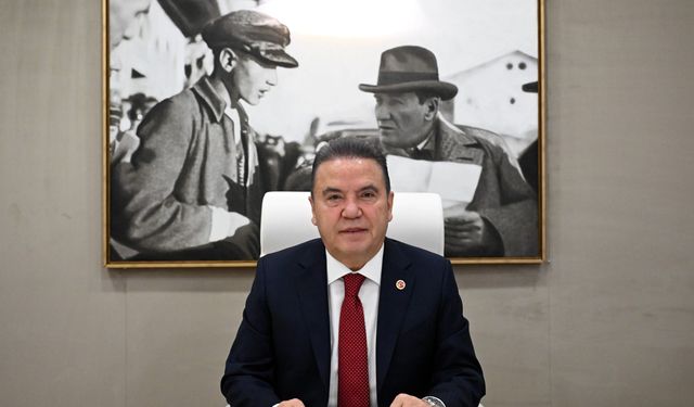 Başkan Böcek anjiyo oldu, sosyal medya yıkıldı