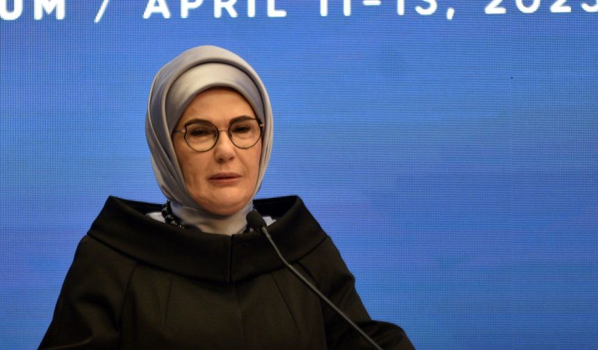 Emine Erdoğan: “Gazze için harekete geçen gönüllüler, karanlığa ışık tutuyor"