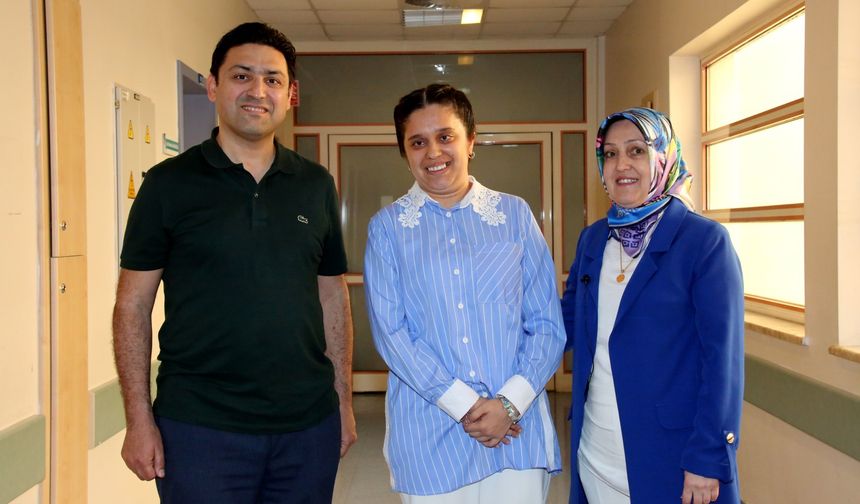 16 yıl bezle yaşamını sürdüren Sıla, ilk kez uygulanan yöntemle sağlığına kavuştu
