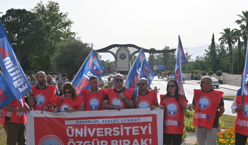 Eğitim-İş'ten eş zamanlı YÖK isyanı... Başkan Acar’dan özgür üniversite çağrısı