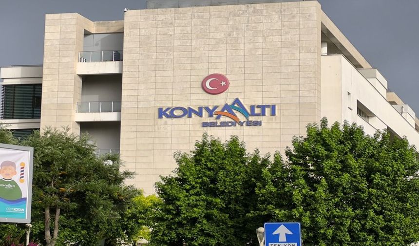 Konyaaltı Belediyesi'nde kahreden olay... Personel beyin kanaması geçirdi