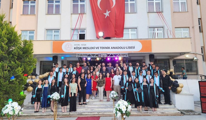 Köşk MTAL’de öğrencilerin mezuniyet heyecanı