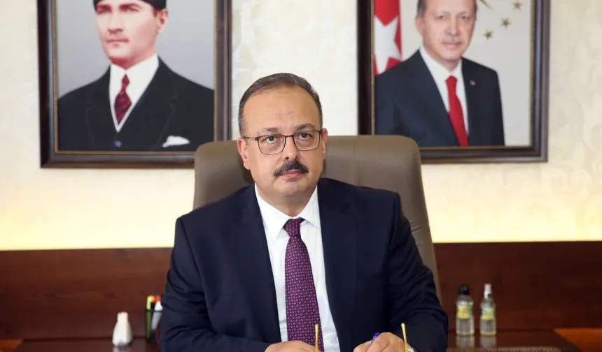 Aydın’da yangından dolayı 2 mahalle boşaltıldı... Vali Canbolat’tan yangın açıklaması