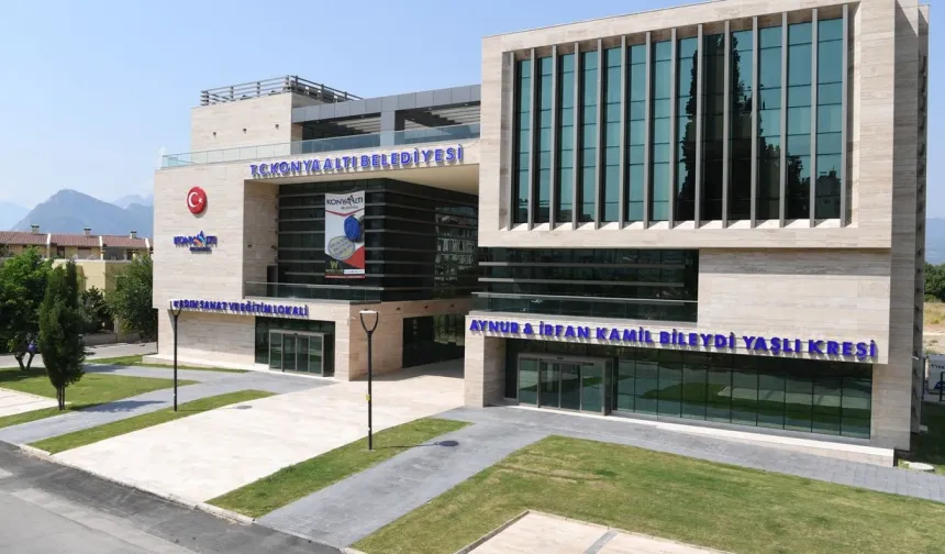 Konyaaltı Belediyesi'nde işçilerin büyük zaferi... Eylem hukuki sürece taşındı