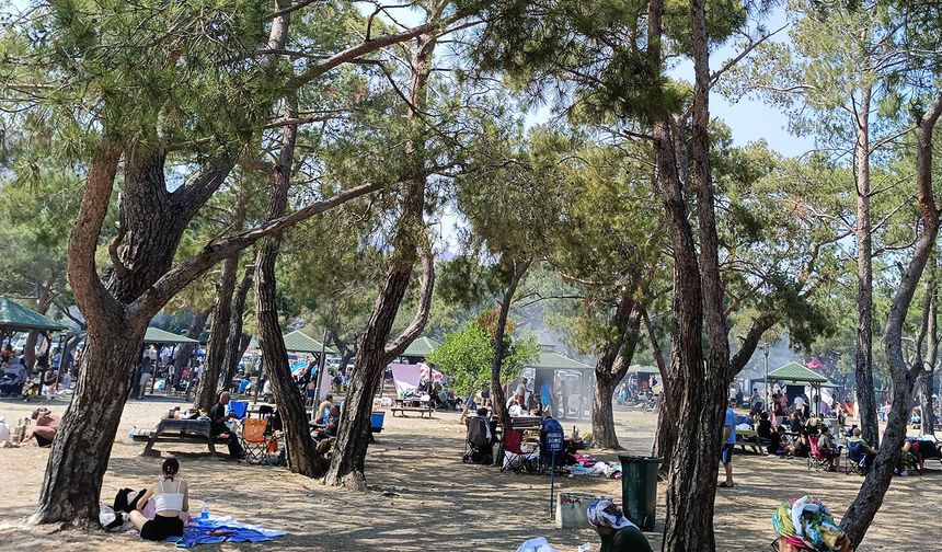 Mesire alanları bayramda doldu taştı… Yer bulmak imkansız oldu
