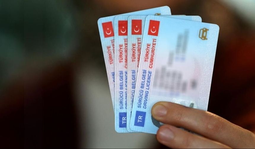 Bakan Yerlikaya duyurdu... Eski tip ehliyet yenileme süresi uzatıldı!
