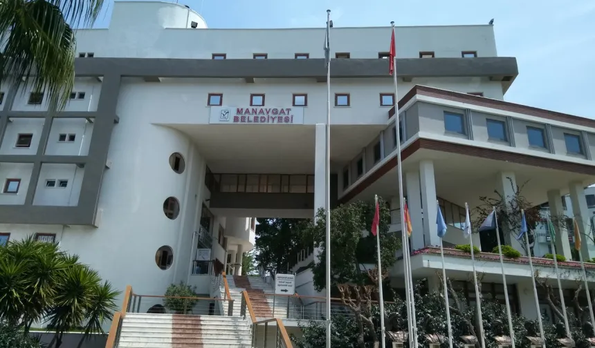 Başkan yardımcısı rüşvetten tutuklanmıştı… Suçlamayı önce ret sonra kabul etti