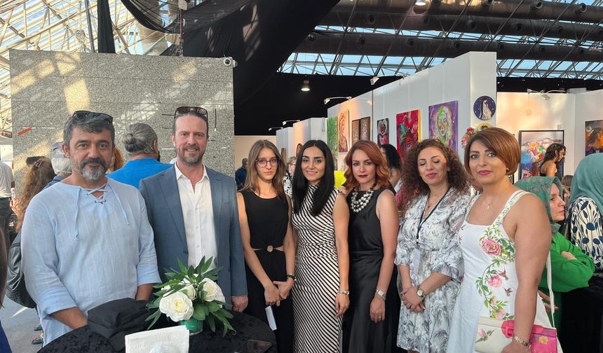Alanya’dan Antalya’ya renkli sanat buluşması… 32 farklı eser fuarda yer aldı