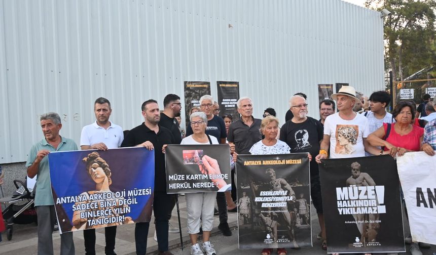Prof. Dr. Hilmi Uysal: “Antalya Arkeoloji Müzesi’nin yıkımı büyük bir meydan okumadır”
