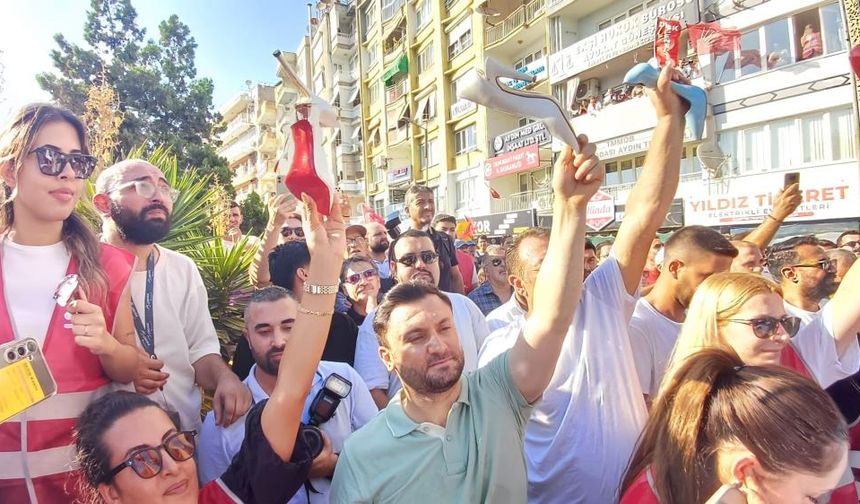 CHP'lilerden ‘Topuklu Efe’ Protestosu