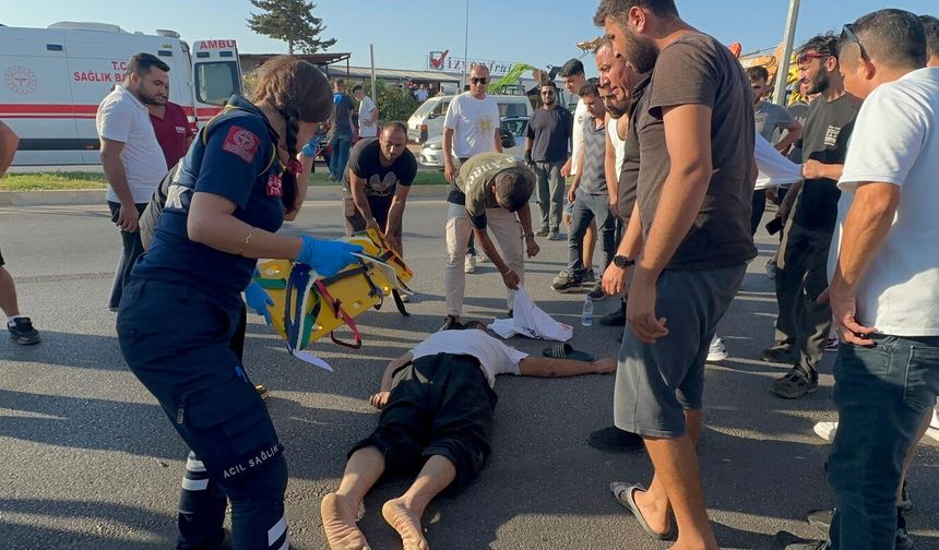 Cama düşen motosiklet sürücüsüyle ne uğradıklarını anlayamadılar