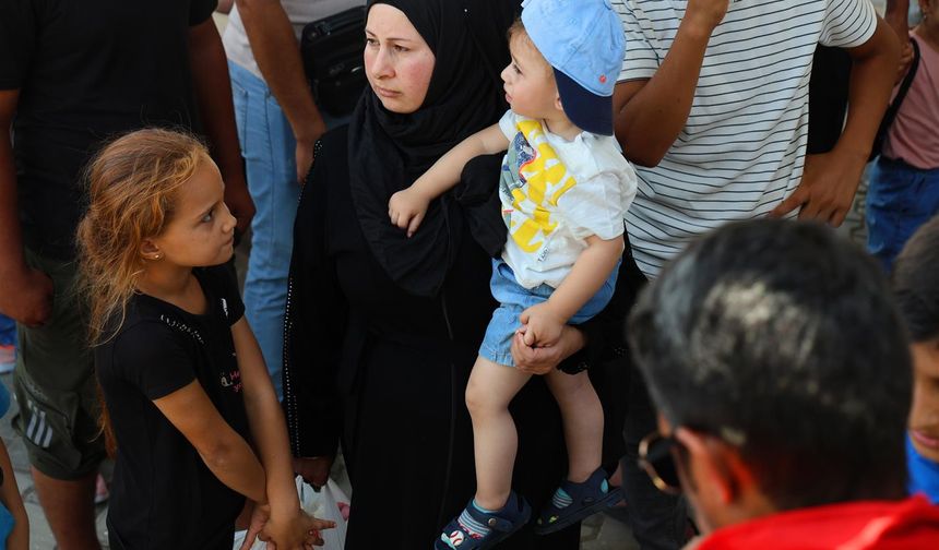 Kampta kalan 16 Suriyeli ülkelerine döndü