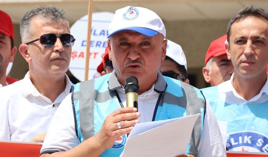 Memur-Sen'den emeklilere yapılan zam teklifine protesto