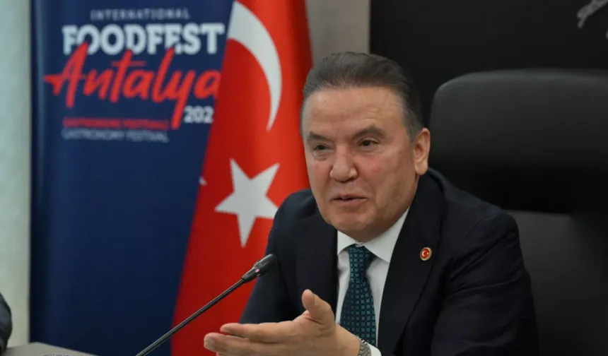 Cezaevindeki Başkan Böcek’ten Antalyalılara umut dolu satırlar... “Antalya sevdam bitmeyecek”
