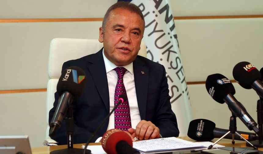 Muhittin Böcek'ten dayanışma mesajı... "Sizlerin kararlılığı sayesinde güçlüyüm!"