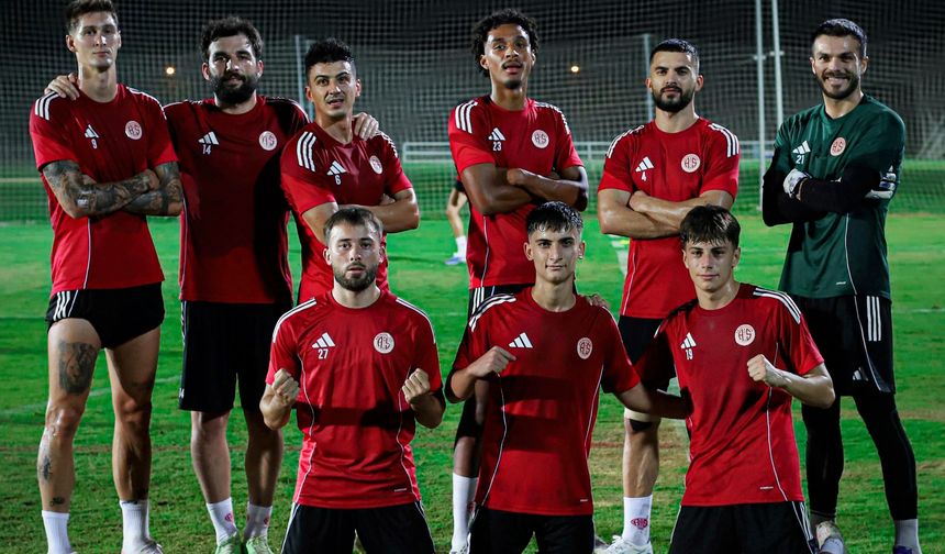 Yeni transferler forma giymeye hazır