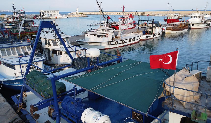 Akdenizli balıkçılar 'Vira Bismillah' demeye hazırlanıyor