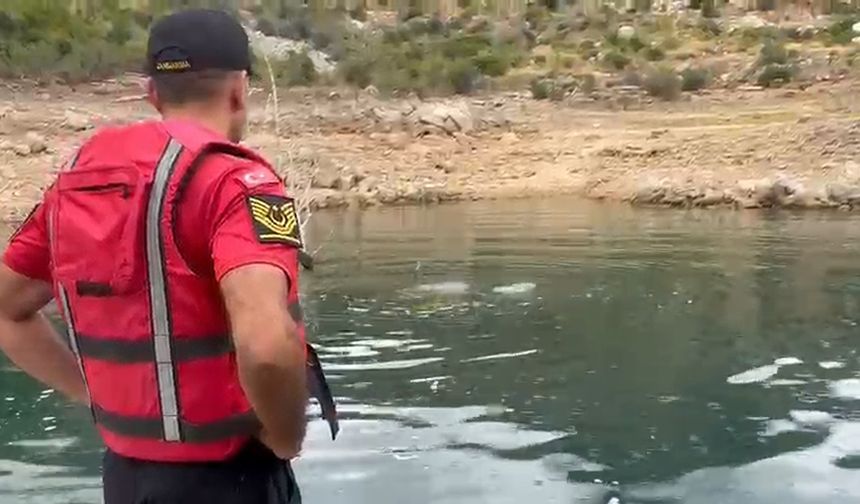 3 gündür aranan İrlandalı turistin baraj gölüne girdiği görüntüler ortaya çıktı
