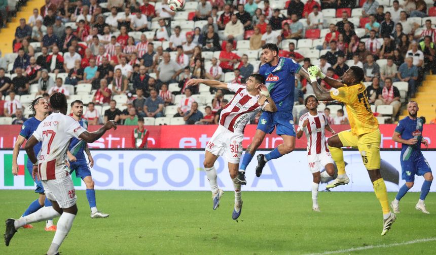 Antalyaspor evinde dağıldı, Rize’den fark yedi 2-5