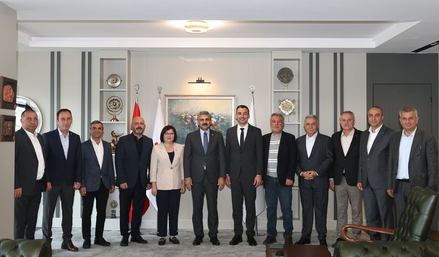 Başkan Vekili Mehmet Çiçek’ten DİSK ve CHP genel merkezine ziyaret