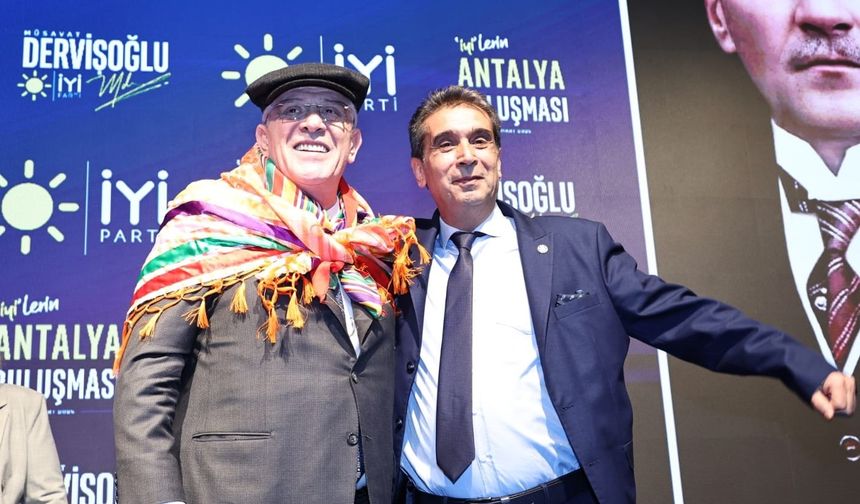 Antalya ilçe kongreleri tamamlandı! İYİ Parti İl Kongresi 22 Kasım’da