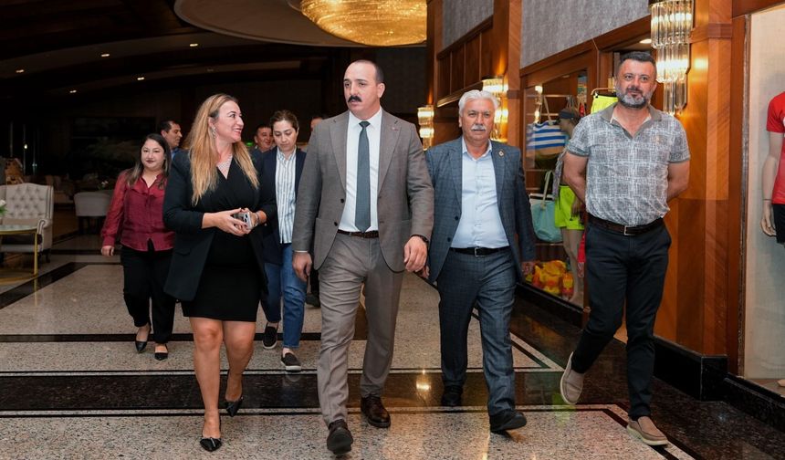 Kotan, “Hedefimiz temelde demokrasiyi Konyaaltı’na tamamen yerleştirmek”