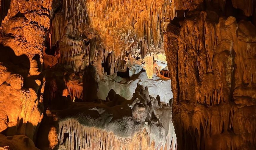 Antalya’nın mucize mağarası şifa dağıtıyor